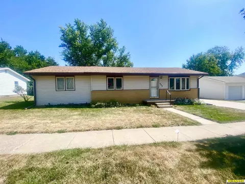 902 N 8th St, Nebraska City, NE 68410