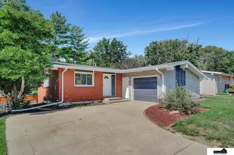 501 W Broadview Dr, Lincoln, NE 68505