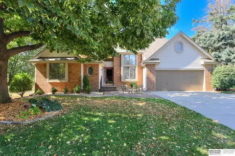 6412 S 105th Cir, Omaha, NE 68127