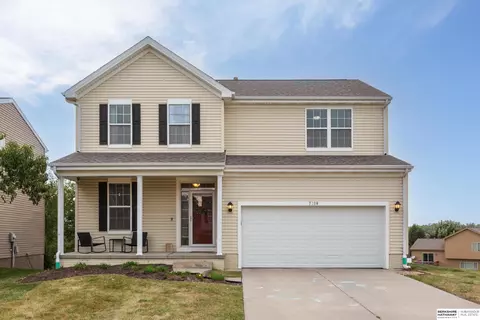 7218 N 90th St, Omaha, NE 68122