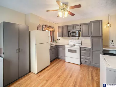 315 E 3rd St, Wilber, NE 68465 photo 7