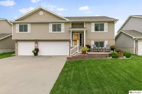 2033 N 88th St, Lincoln, NE 68505