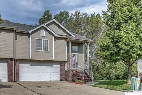 14458 Camden Cir, Omaha, NE 68118