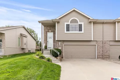 17601 George Miller Pkwy, Omaha, NE 68116