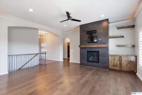17103 Bondesson St, Bennington, NE 68007 photo 5