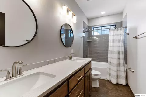 17103 Bondesson St, Bennington, NE 68007 photo 13