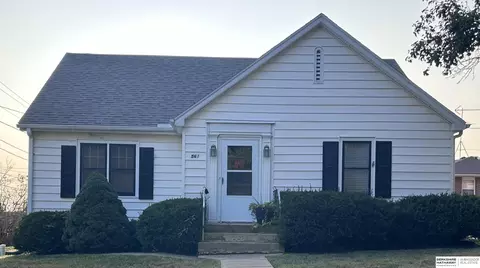 561 Chestnut St, Syracuse, NE 68446