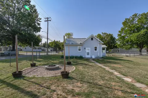 7044 Platte Ave, Lincoln, NE 68507
