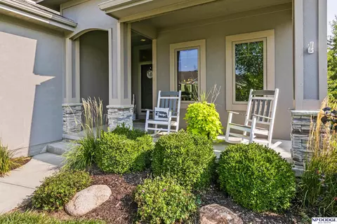 17008 Clay St, Bennington, NE 68007 photo 2