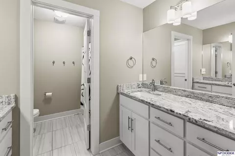 17008 Clay St, Bennington, NE 68007 photo 33