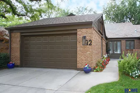 2516 Bishop Rd #32, Lincoln, NE 68502
