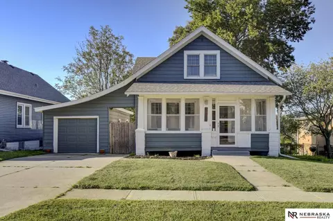 3831 Castelar St, Omaha, NE 68105