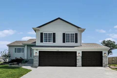 5517 N 181 Ave, Elkhorn, NE 68022