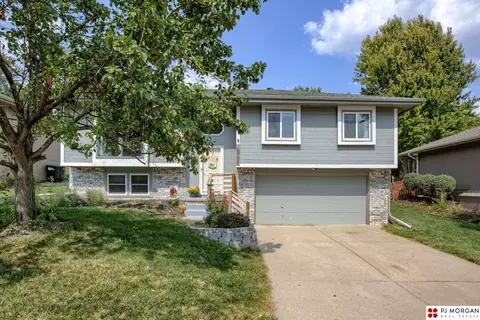 16708 Orchard Ave, Omaha, NE 68135