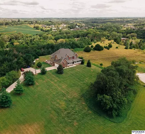 4724 Steavenson Loop, Blair, NE 68008