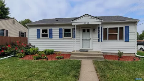 2955 N 58th St, Lincoln, NE 68507