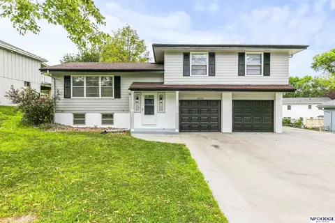 4222 N 100 St, Omaha, NE 68134