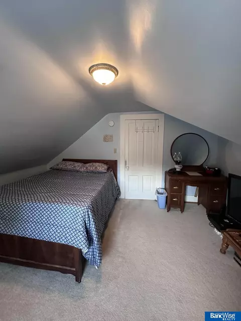 638 N 3rd St, Hampton, NE 68843 photo 37