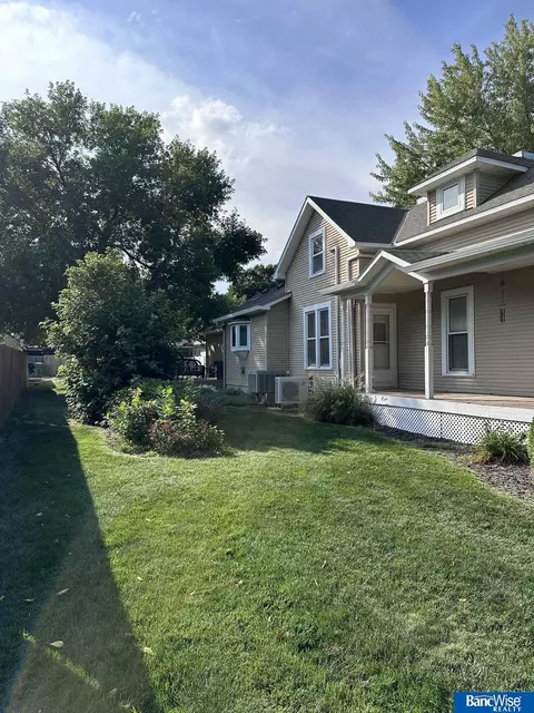 638 N 3rd St, Hampton, NE 68843 photo 2