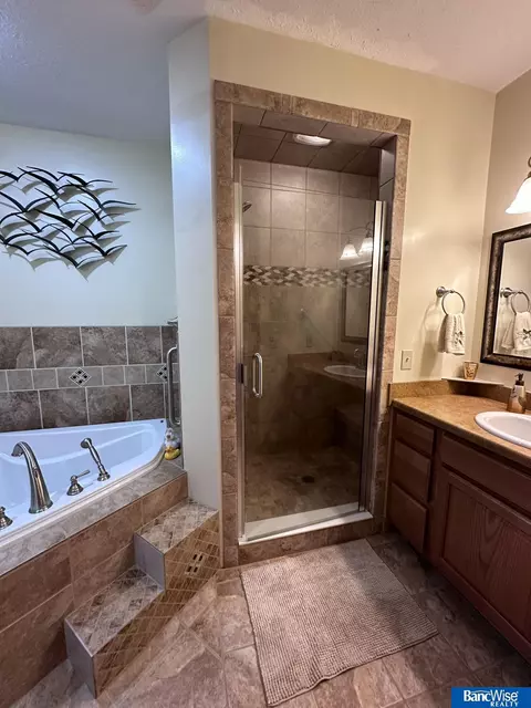 638 N 3rd St, Hampton, NE 68843 photo 20