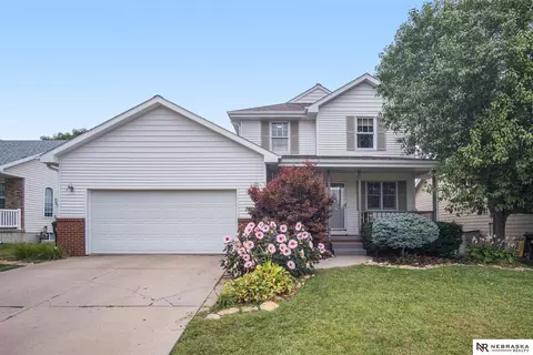 7420 S 20th St, Lincoln, NE 68512
