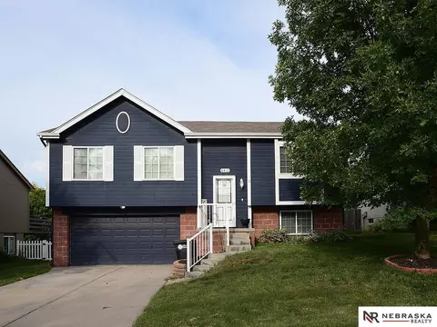 8810 N 75th Ave, Omaha, NE 68122