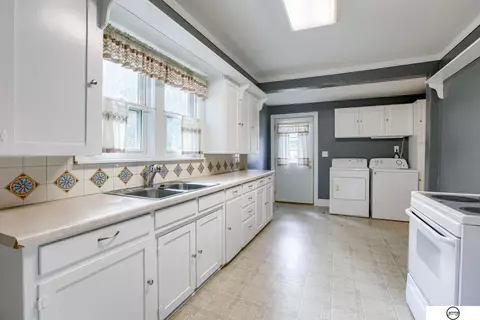 301 Eldora Ave, Weeping Water, NE 68463 photo 12