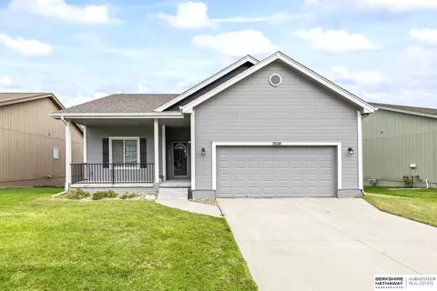 14214 Wood Valley Dr, Omaha, NE 68142
