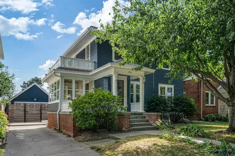 5111 Cuming St, Omaha, NE 68132