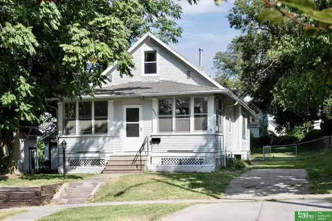 5824 Miami St, Omaha, NE 68104