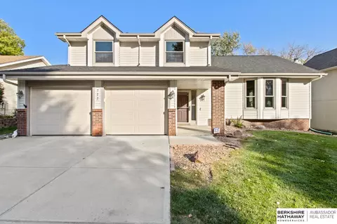 723 N 154 Ave, Omaha, NE 68154
