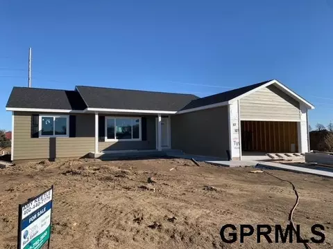 802 Sunridge Dr, Beatrice, NE 68310 photo 2