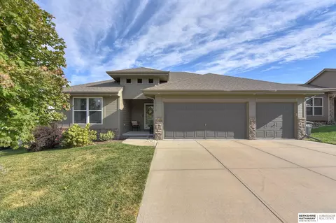 19013 Ohio St, Omaha, NE 68022