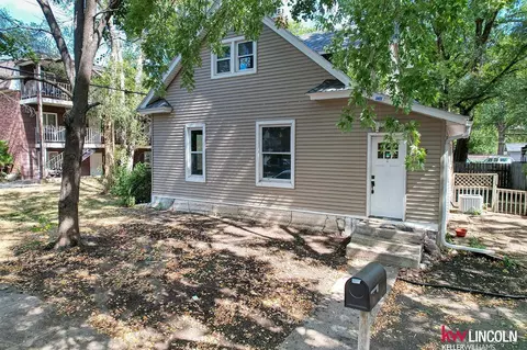 1536 S 19th St, Lincoln, NE 68502