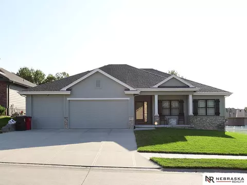 7807 S 173rd St, Omaha, NE 68136