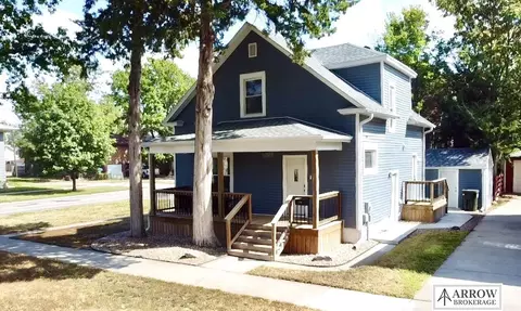1400 S 11 St, Lincoln, NE 68502