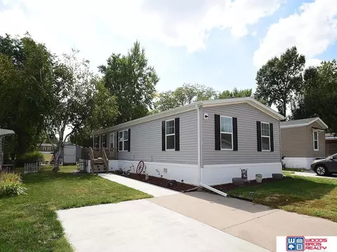 1305 W Arlington Ave, Lincoln, NE 68522