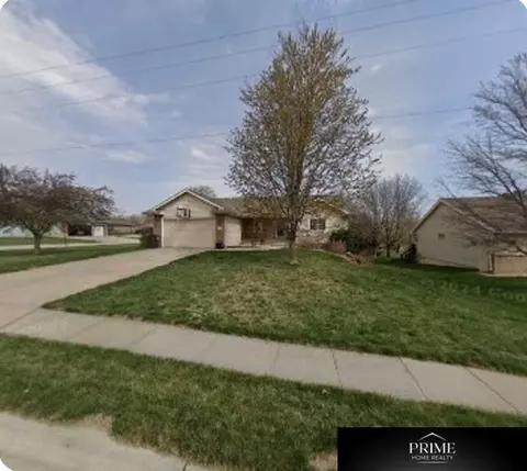414 Hillside Ave, Yutan, NE 68073