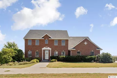 23057 Mcpherson Ave, Council Bluffs, IA 51503