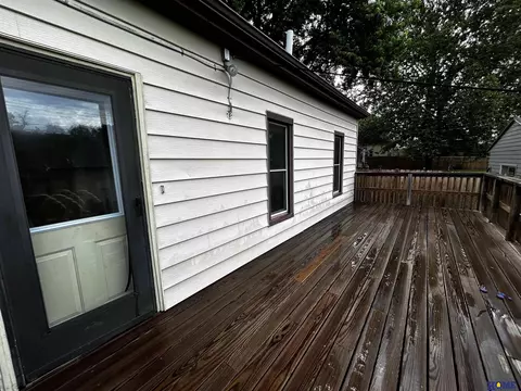 907 Bell St, Beatrice, NE 68310 photo 12
