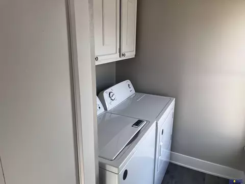 907 Bell St, Beatrice, NE 68310 photo 10