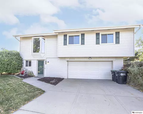 6342 N 109th Cir, Omaha, NE 68164