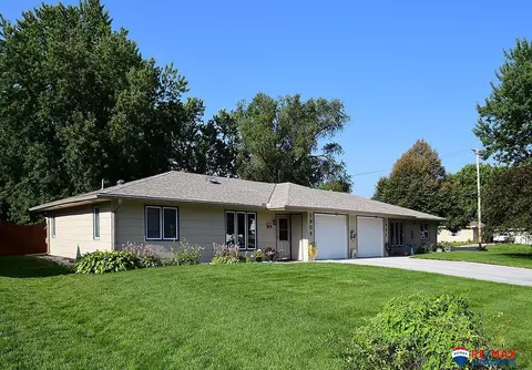 1901-1905 Irving St, Beatrice, NE 68310