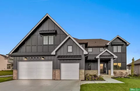 10001 S 188th St, Omaha, NE 68136
