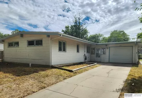 5035 Colfax Ave, Lincoln, NE 68504