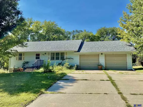 1005 N 11th St, Nebraska City, NE 68410