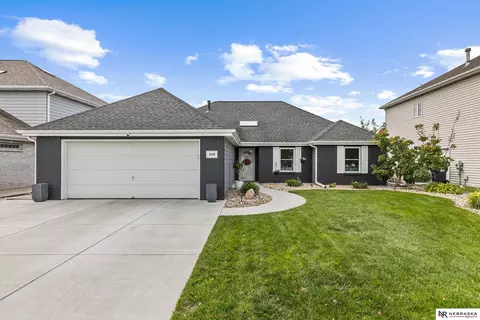 509 Pier 2, Lincoln, NE 68528
