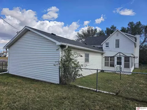 601 S 4th St, Beatrice, NE 68310 photo 6