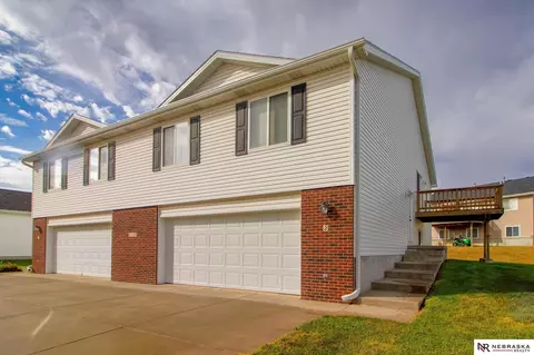 2333 Telluride Cir, Lincoln, NE 68521