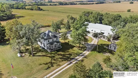 2281 County Road 8 Rd, Fremont, NE 68025